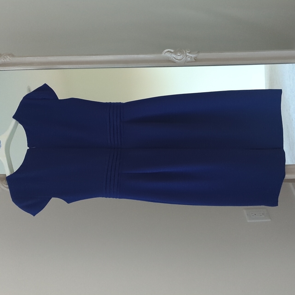 Ladies Dress - Picture 5 of 5